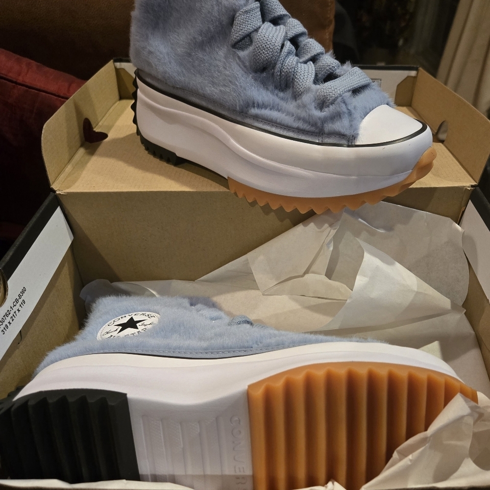 CONVERSE Exclusive Run Star Hike Platform Faux Fur High Top Sneakers - Picture 9 of 13
